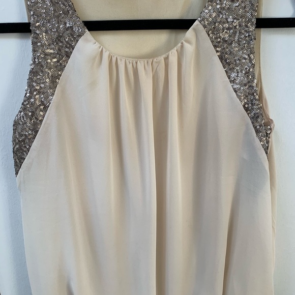 White crepe tank stop with silver sequins - Picture 2 of 6